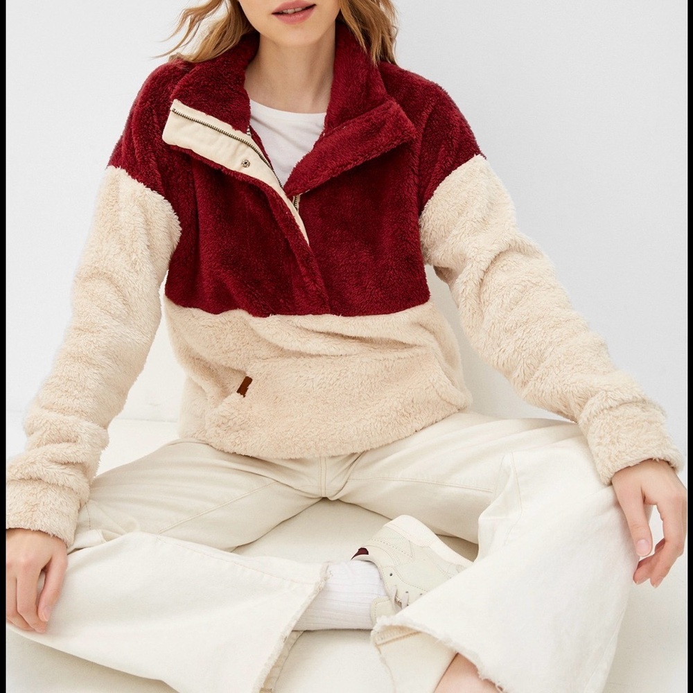 Roxy Burgundy and Cream Quarter Zip Sweater/ Sweatshirt